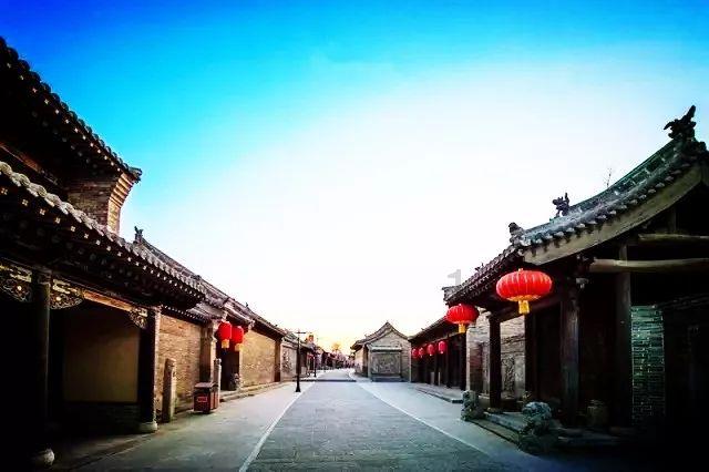 《樊嘉裕亮相亚洲红人盛典 斩获“年度亚洲音乐艺术教育家”》
